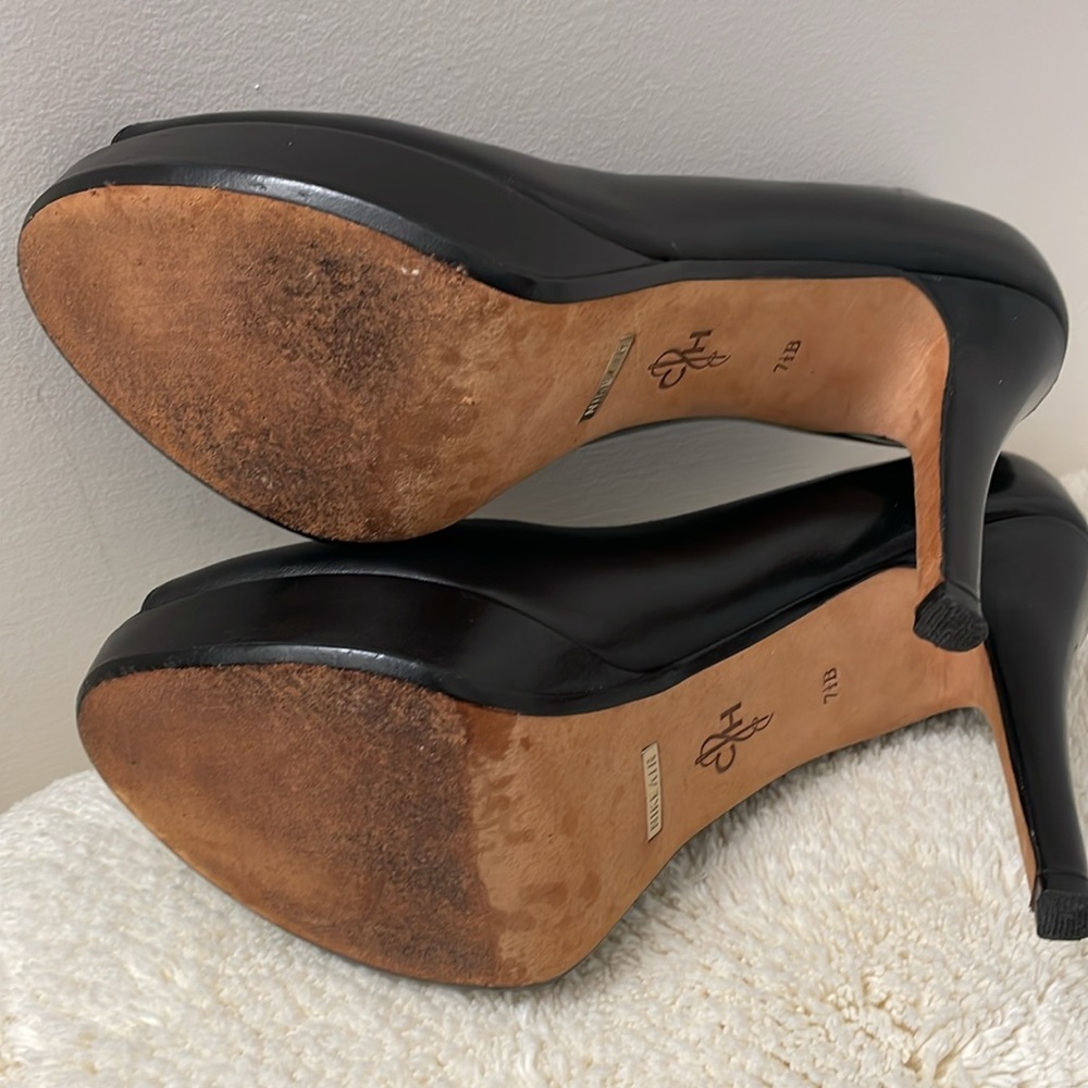 Cole Haan - Picture 7 of 9
